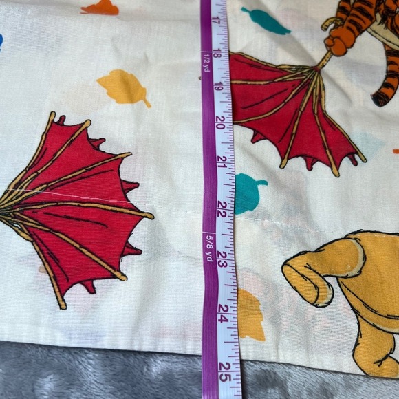Vintage Disney Winnie The Pooh & Tigger Pillowcase Standard Size Lg 1996 Bedding - Picture 8 of 8